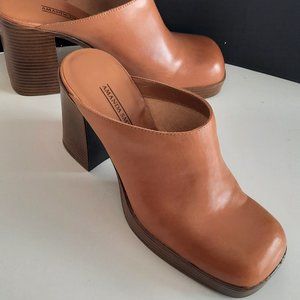 Vintage Amanda Smith chunky 3-4 in. heel mules-Size 8